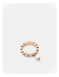 Essense Pearl Ring in Rose Gold