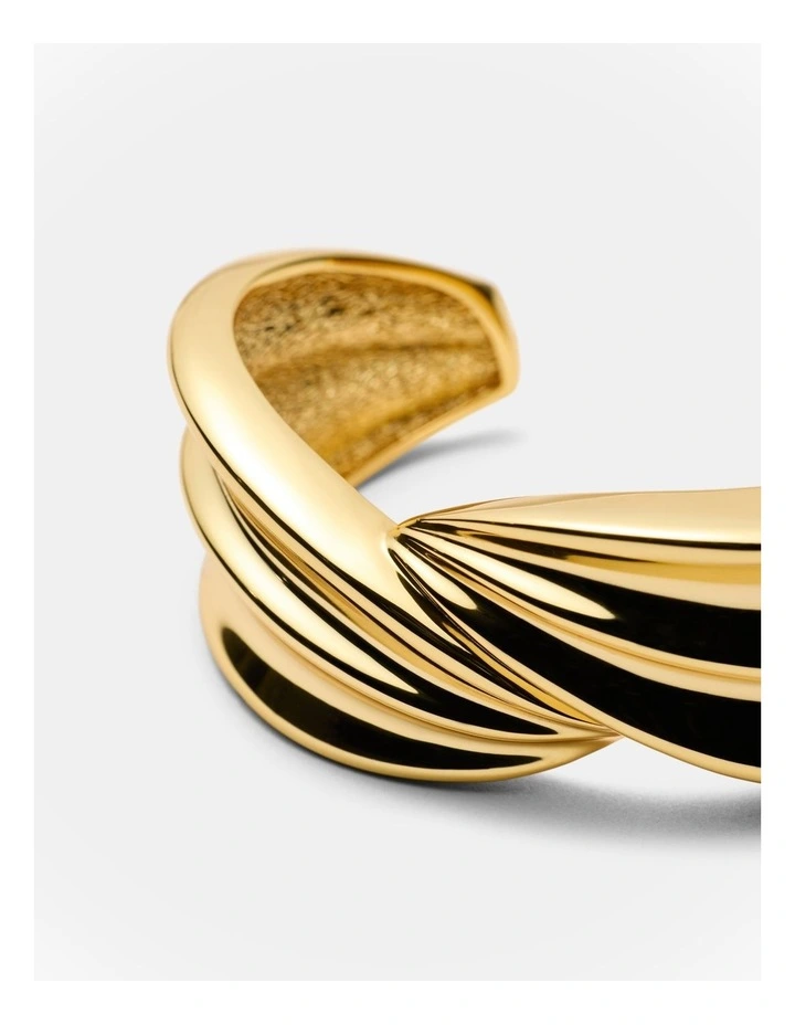 Fold Cuff Bracelet in Gold image 3