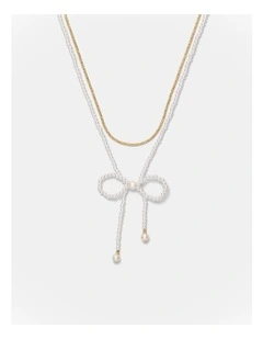 Glimmer Bow Necklace in Pearl