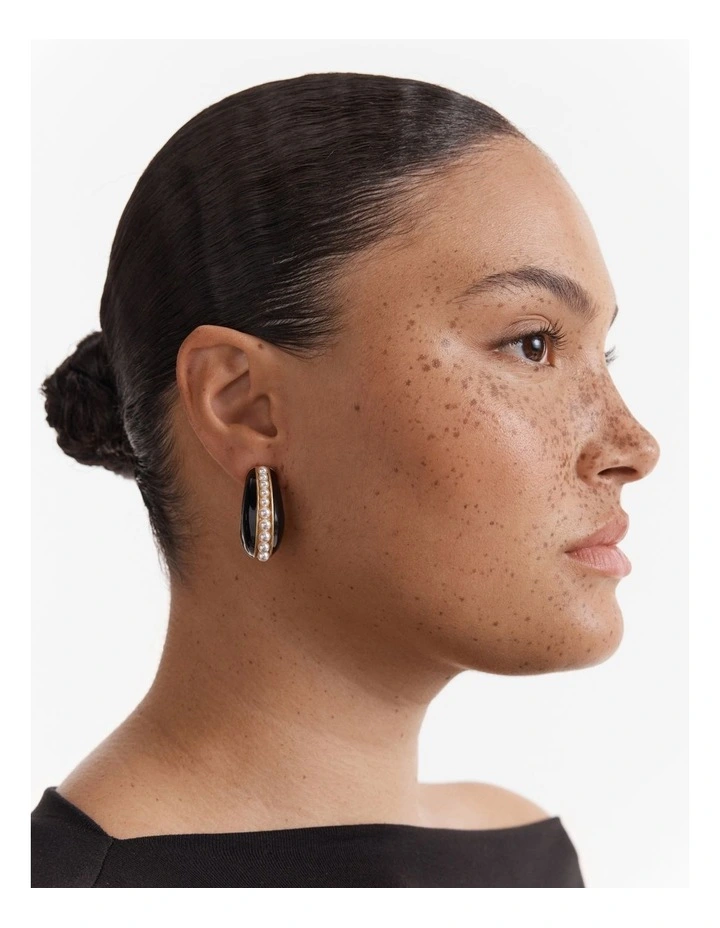 Costal Pearl Hoop Earrings in Black image 4