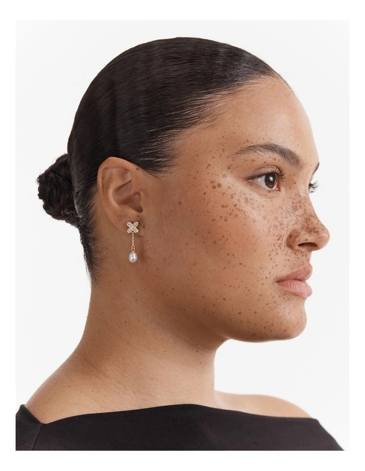 Adorbs Pearl Earrings in Rose Gold image 4