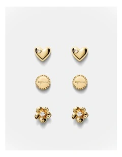 Heartfelt Stud Earrings Set in Gold