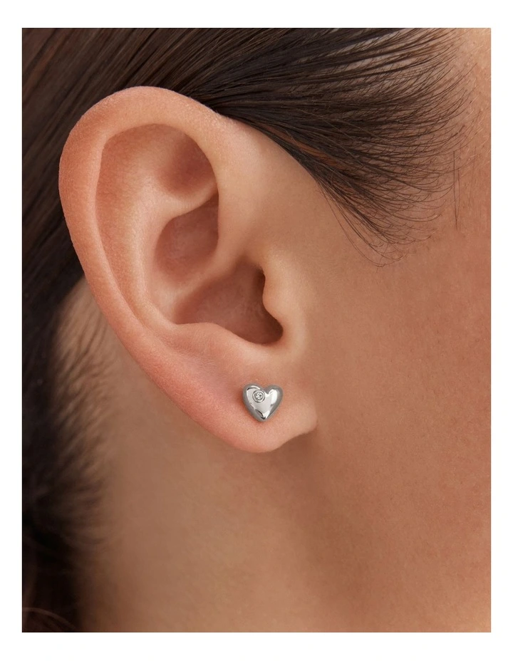 Heartfelt Stud Earrings Set in Silver image 6