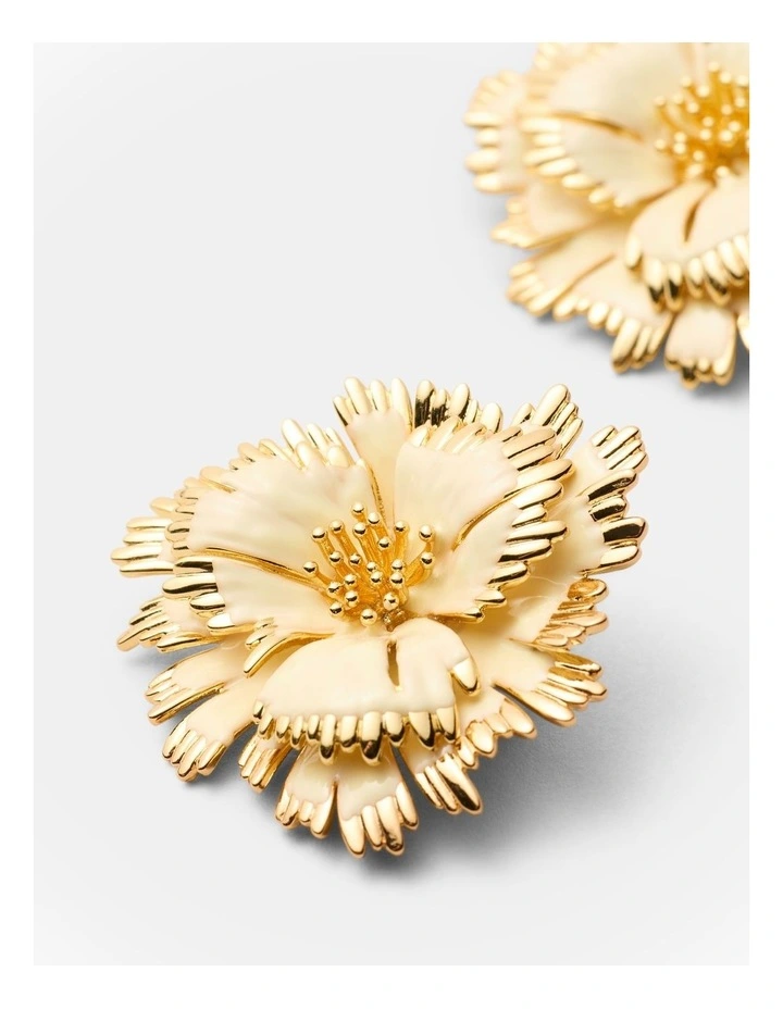 Eternal Beauty Stud Earrings in Buttermilk image 3