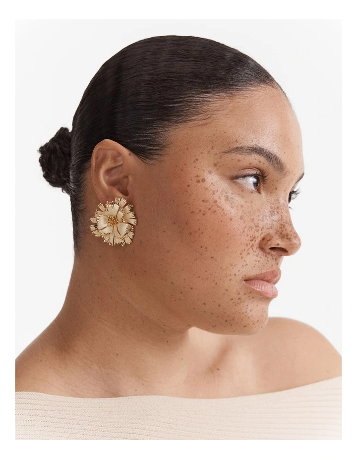 Eternal Beauty Stud Earrings in Buttermilk image 4