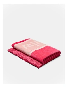 Pocket Beach Towel in Flamingo