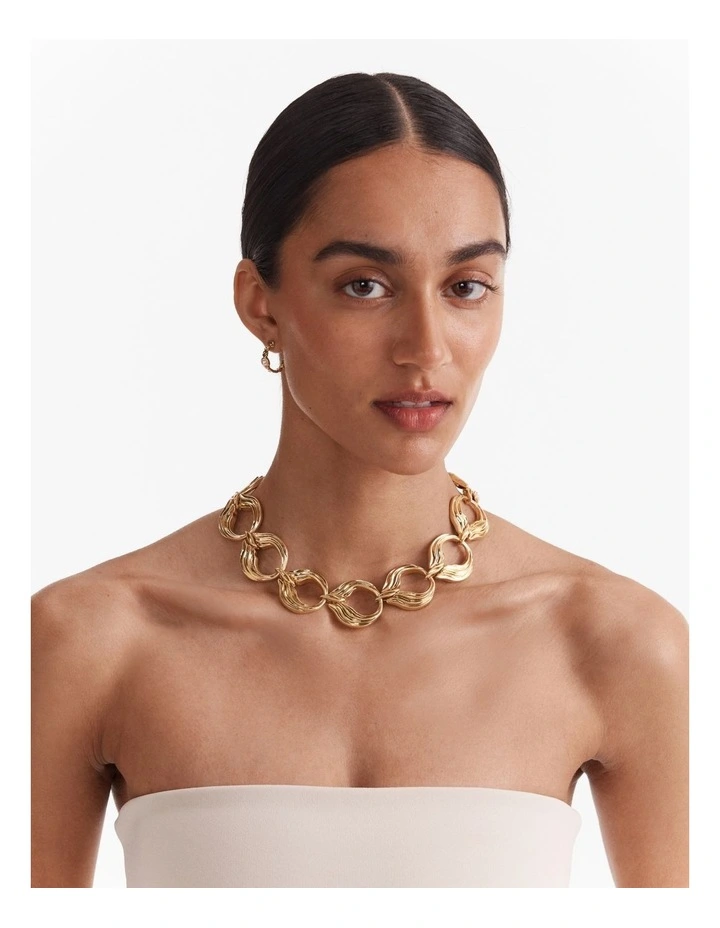 Gaia Chain Necklace in Gold image 2