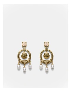Shellicious Drop Earrings in Pearl