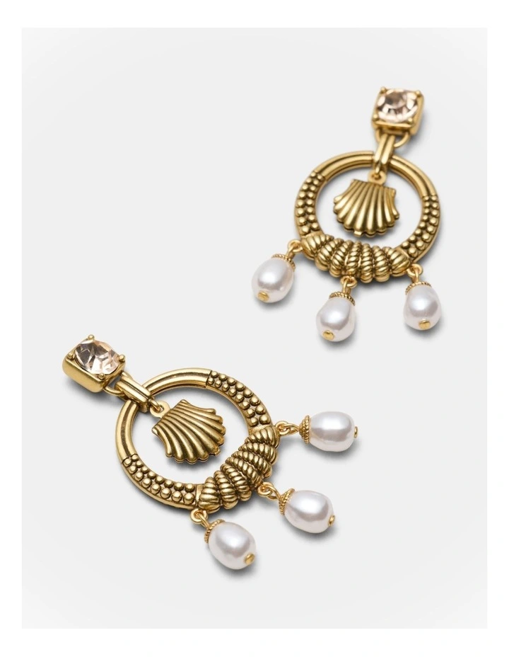 Shellicious Drop Earrings in Pearl image 3
