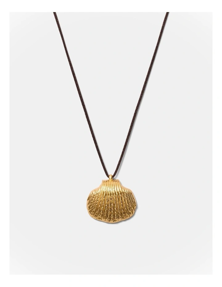 Shell Toggle Necklace in Gold image 1