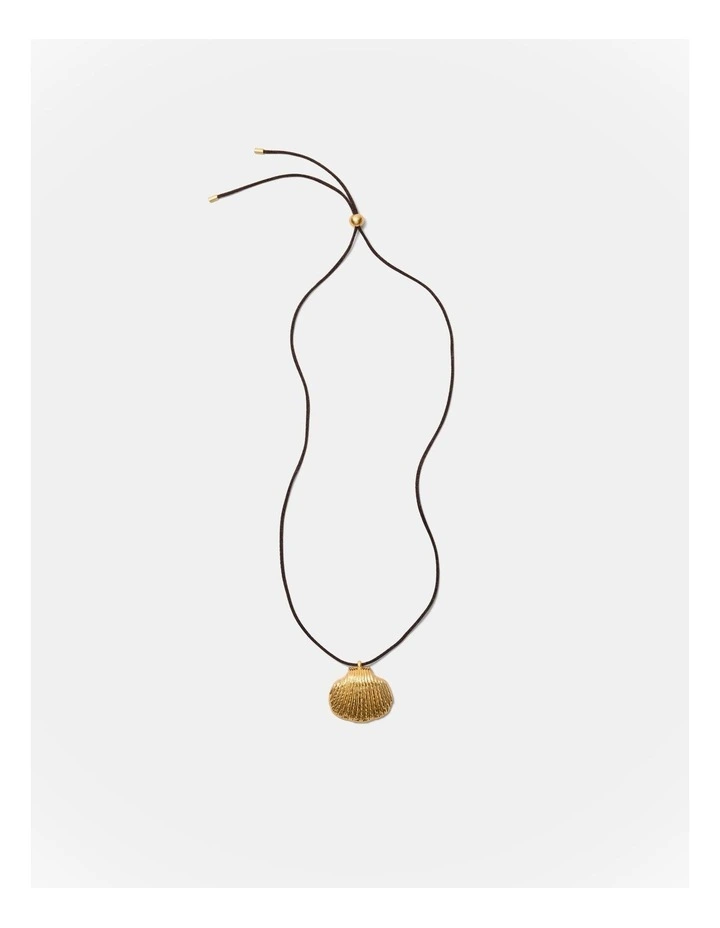 Shell Toggle Necklace in Gold image 4