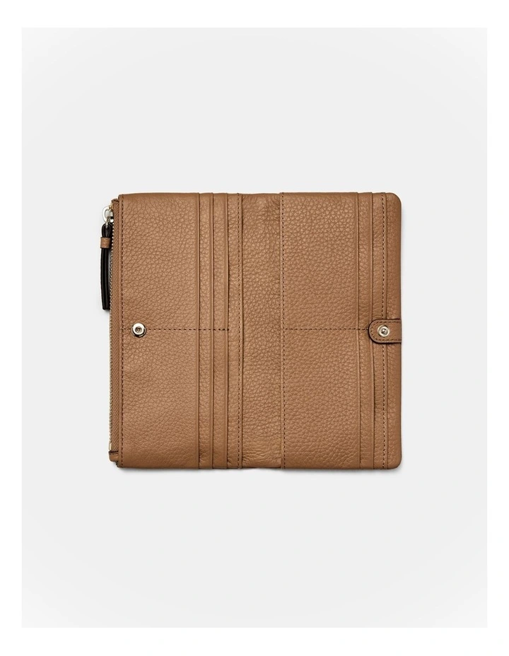 Bay Wallet in Caramel image 3