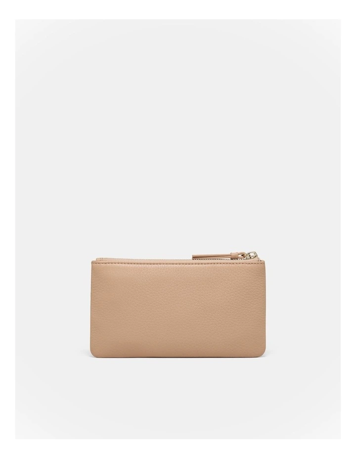 Bay Medium Pouch in Almond image 2