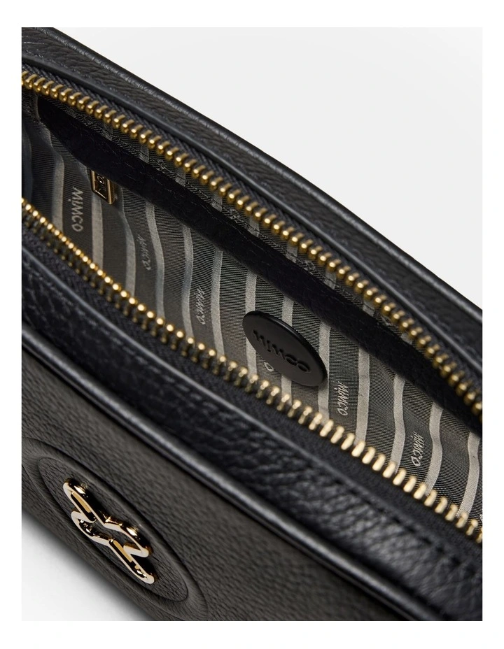 Bay Camera Pouch in Black image 5