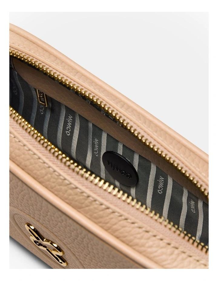 Bay Camera Pouch in Almond image 5