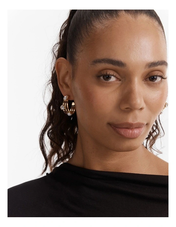 Borderline Hoop Earrings in Pearl image 4