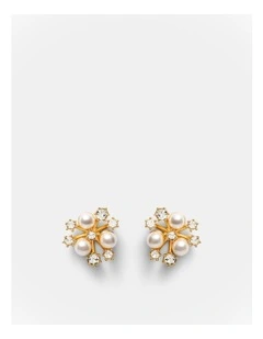 Trinket Stud Earrings in Pearl
