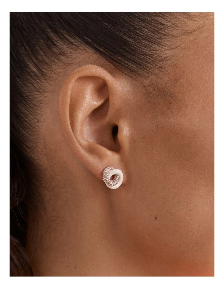 Resonance Pop Stud Earrings in Vanilla image 2