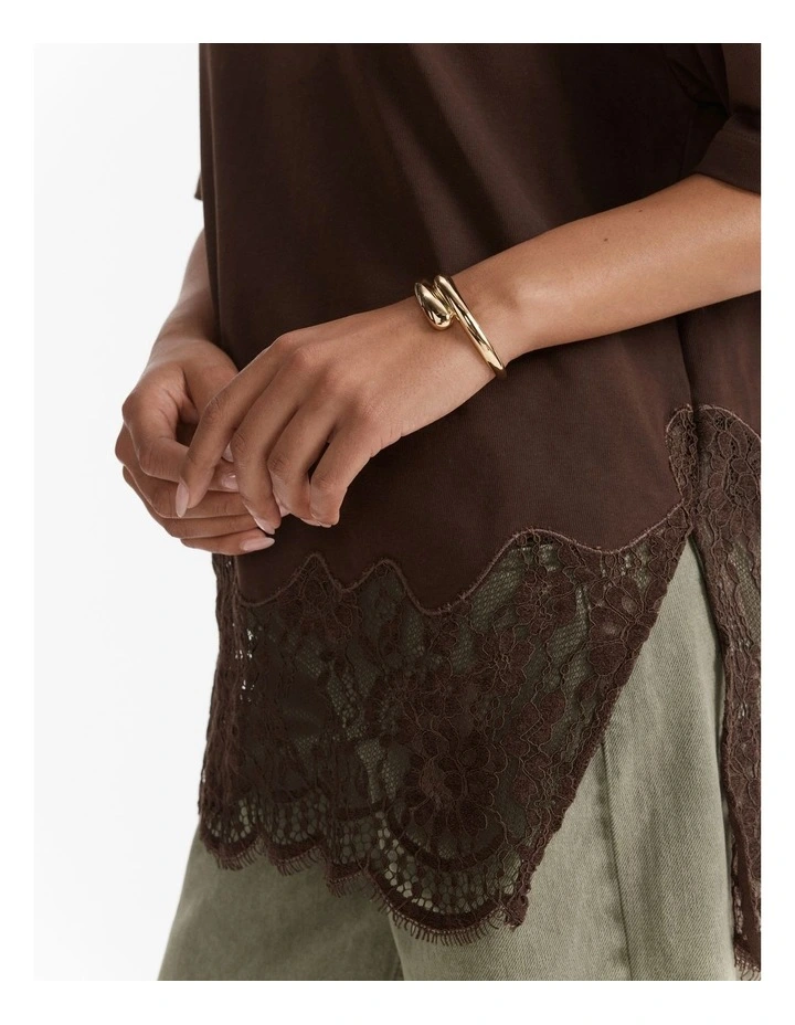 Classique Bangle in Gold image 4