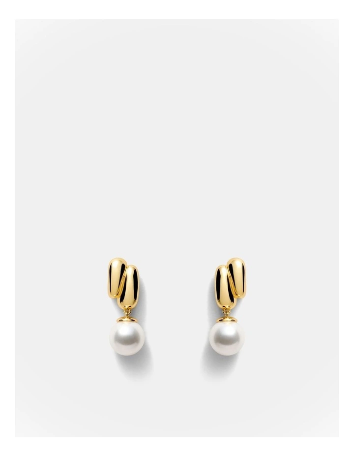 Classique Pearl Drop Earrings in Gold image 1