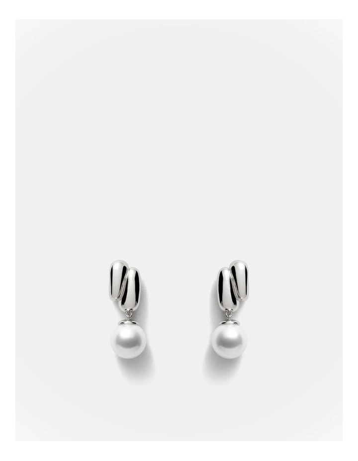 Classique Pearl Drop Earrings in Silver image 1
