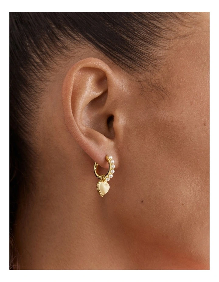 En Pointe Hoop Earrings in Buttermilk image 2