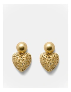 Fond Heart Earrings in Gold