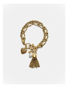 Fond Heart Bracelet in Gold