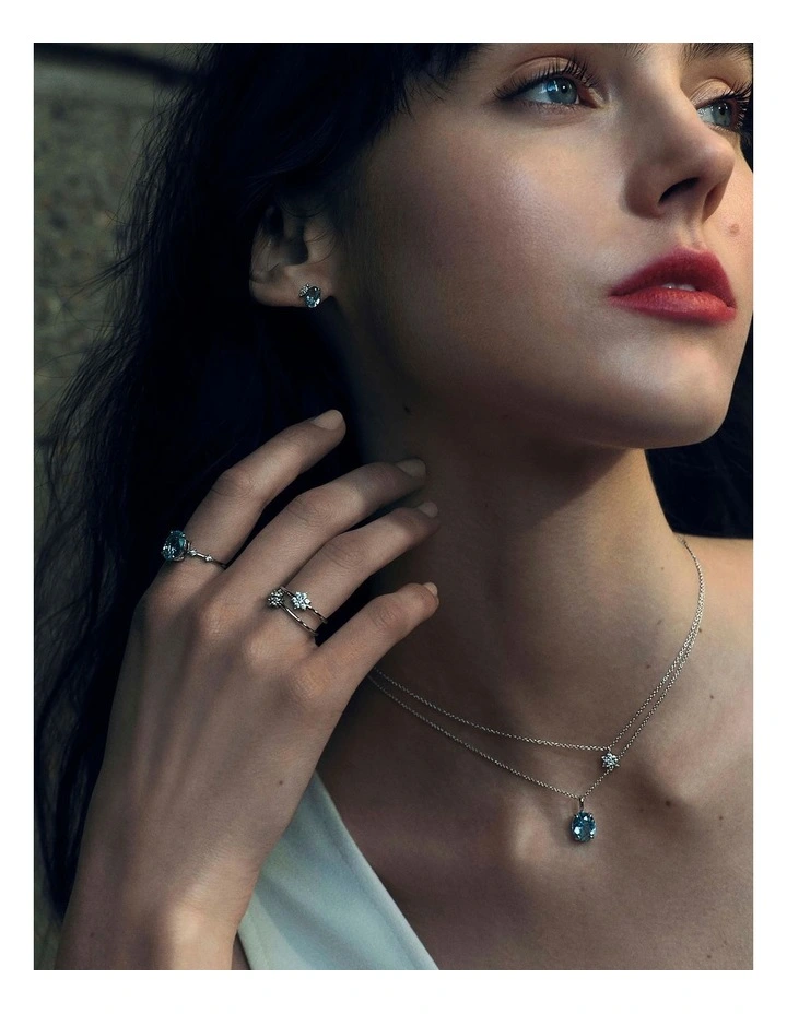 Flora Necklace in Silver image 2