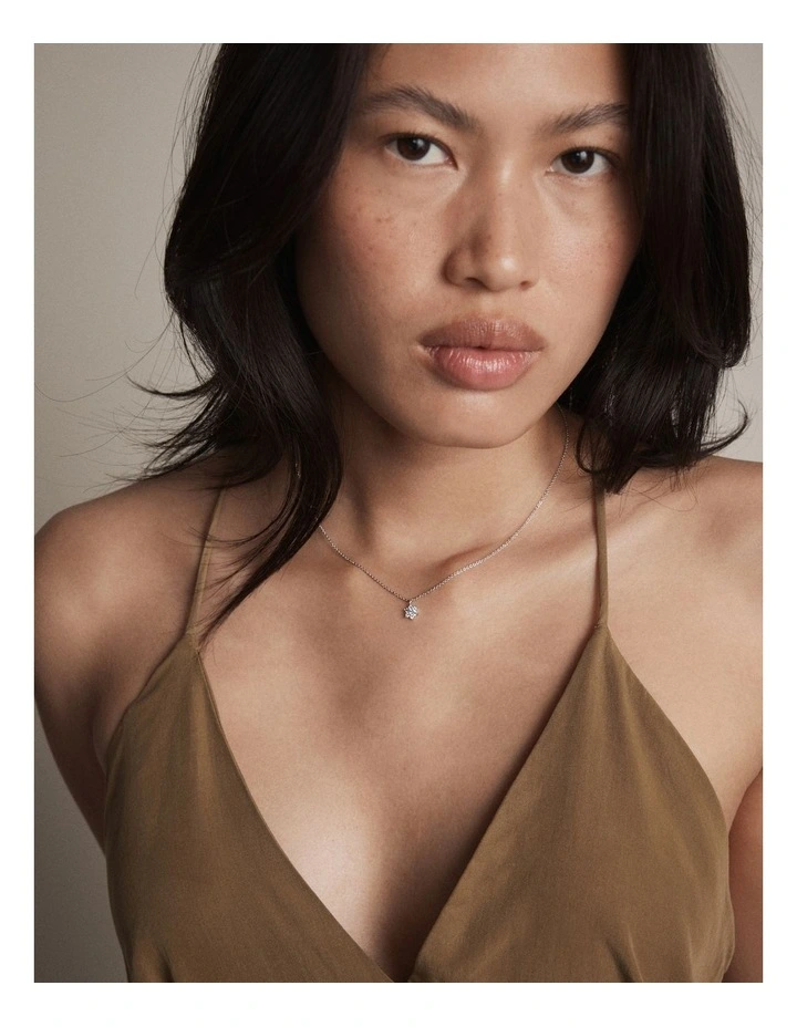 Flora Necklace in Silver image 5