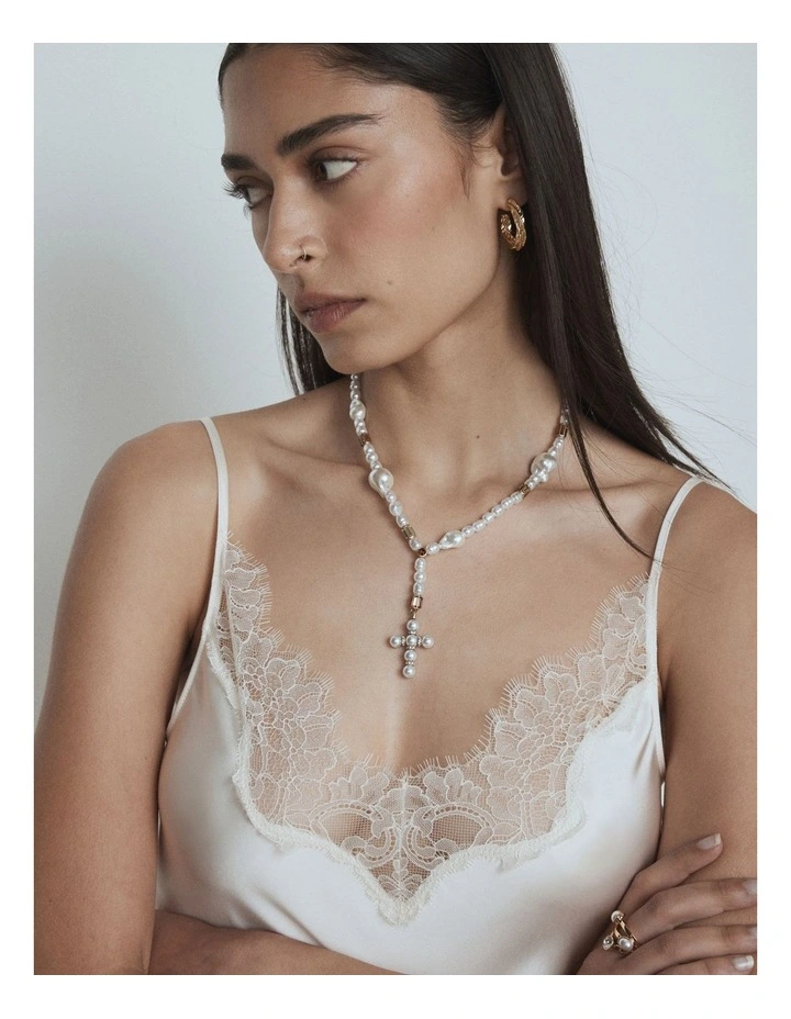 Poetic Necklace in Pearl image 4