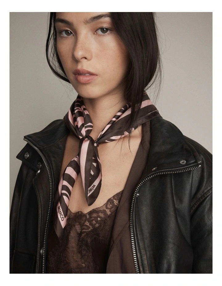 Zeleie Square Scarf in Multicolour image 4