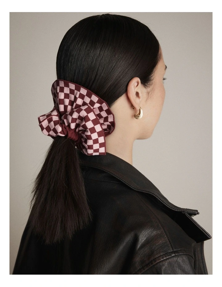 Dylan Scrunchie in Rose image 2