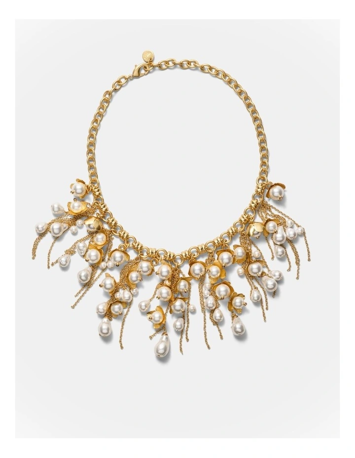Florin Necklace in Gold image 4
