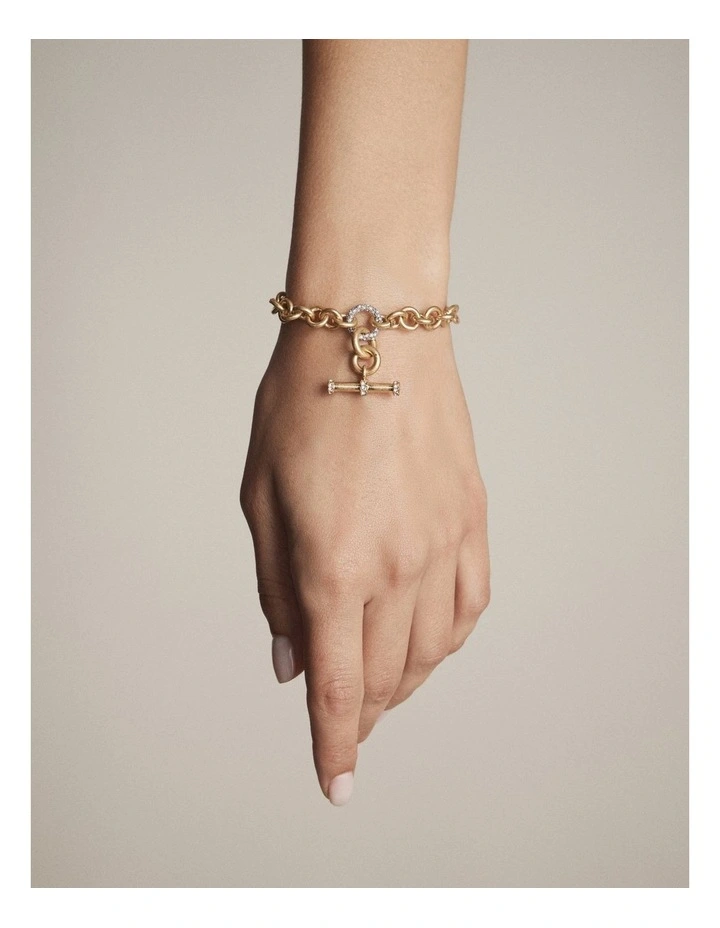 Enduring Bracelet in Gold image 4