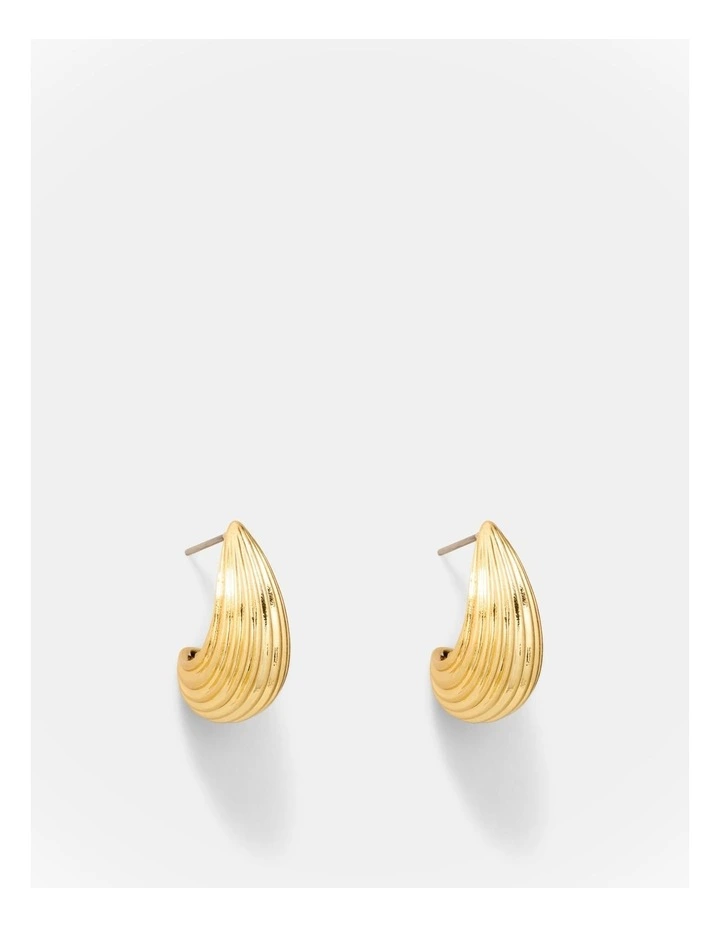 Ravine Hoop Earrings in Gold image 1