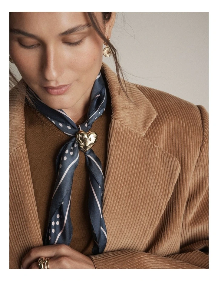 Puffy Heart Brooch in Gold image 2