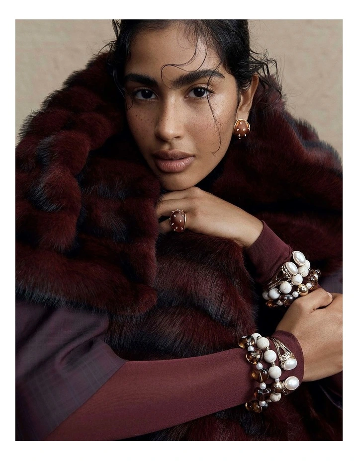 Dylan Faux Fur Scarf in Bordeaux image 2