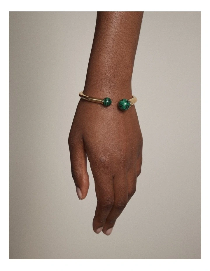 En Pointe Bangle in Malachite image 2