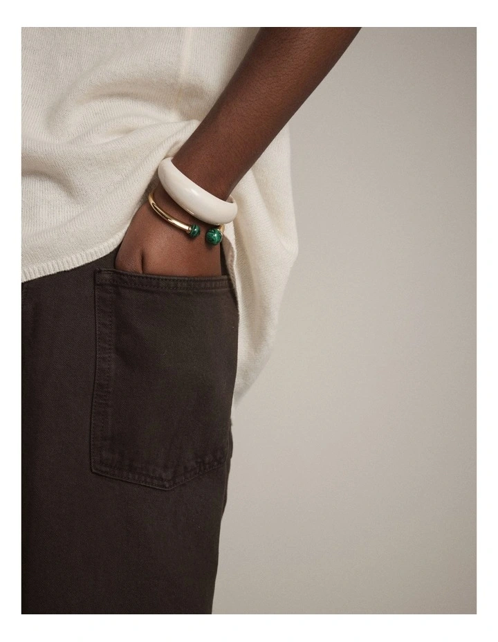 En Pointe Bangle in Malachite image 4
