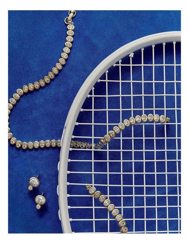 Courtside Necklace in Gold image 2