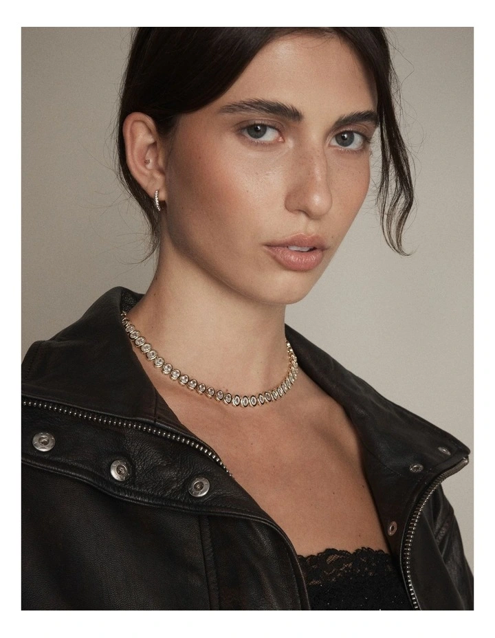 Courtside Necklace in Gold image 4