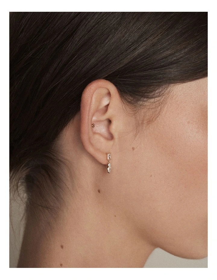 Shadow Drop Earrings in Gold image 4