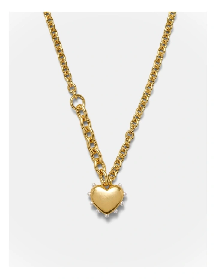 Adore Heart Necklace in Gold image 1