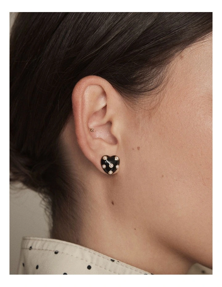 Polka Heart Stud Earrings in Black White image 4