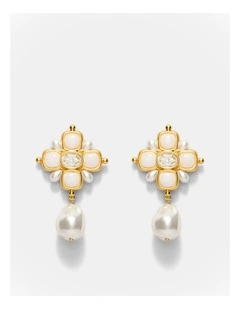Liora Drop Earrings in Pearl