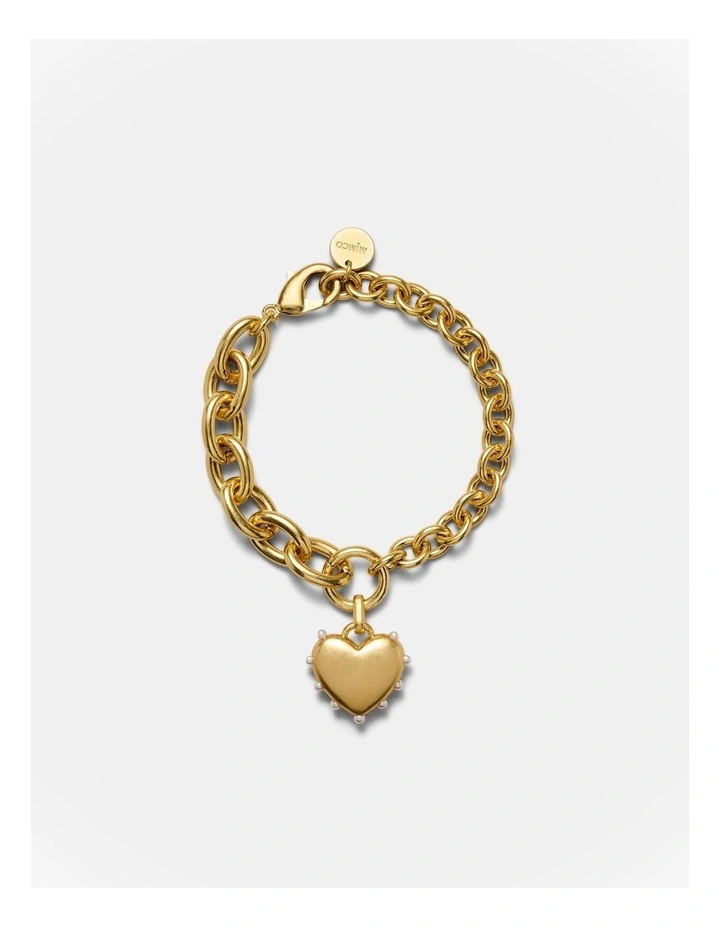 Adore Heart Bracelet in Gold image 1