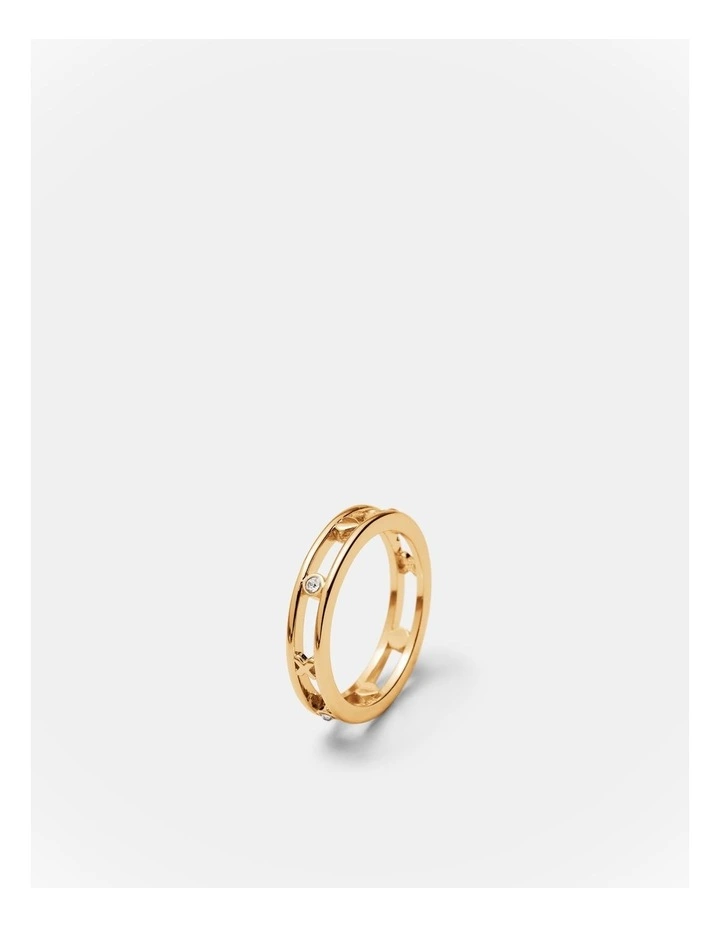 Amulet Ring in Gold image 3