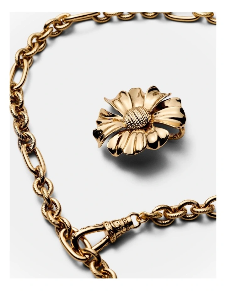 Daisy Dream Belt Necklace in Gold image 3
