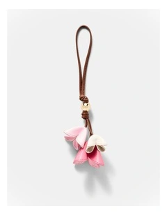 Trio Floral Charm in Pink Salt